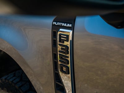 2023 Ford F-350SD Platinum