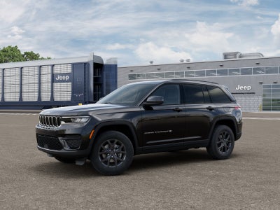 2027 Jeep Grand Cherokee GRAND CHEROKEE LAREDO X 4X4