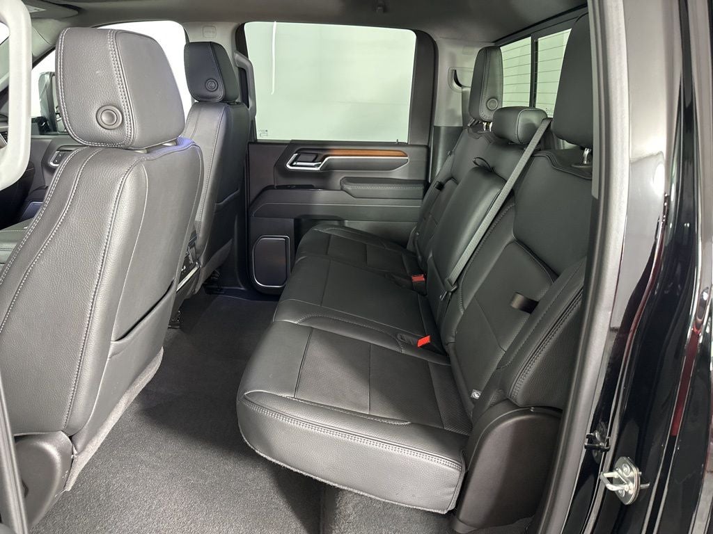 2025 GMC Sierra 2500HD Denali