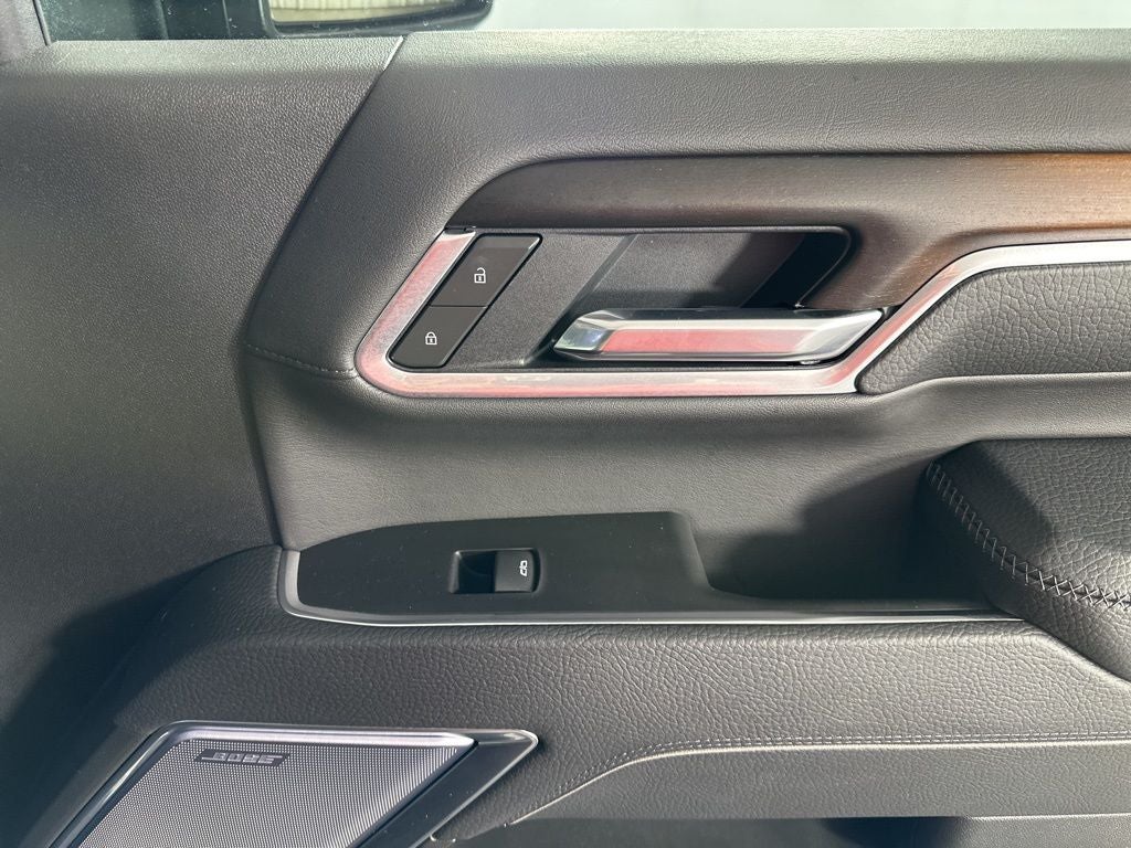 2025 GMC Sierra 2500HD Denali