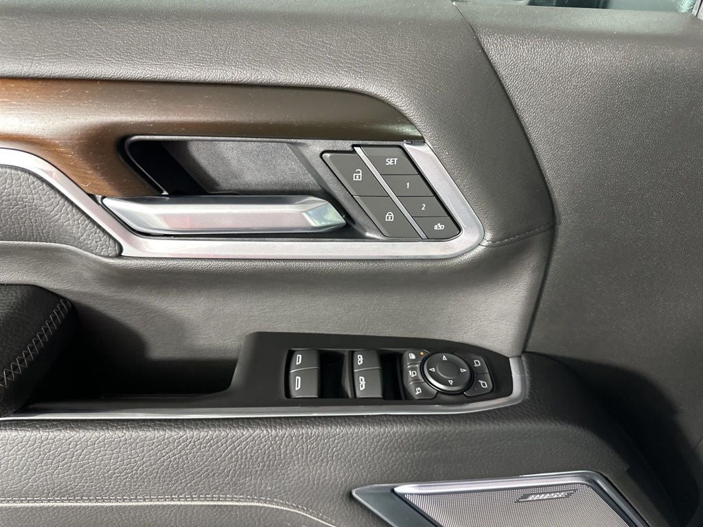 2025 GMC Sierra 2500HD Denali