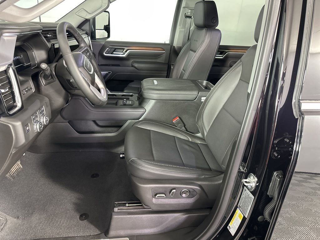 2025 GMC Sierra 2500HD Denali