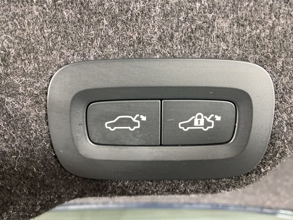 2023 Volvo S90 Ultimate