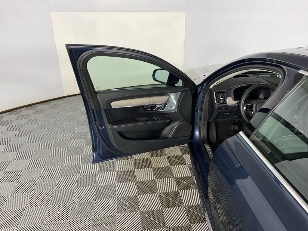 2023 Volvo S90 Ultimate