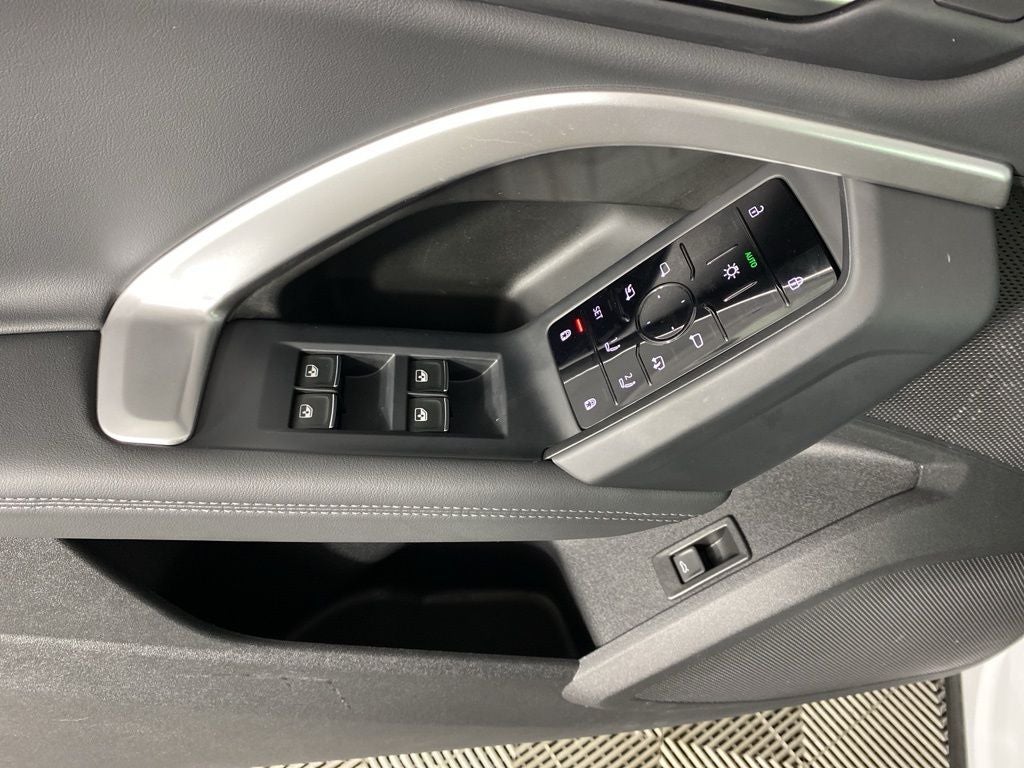 2025 Audi Q5 2.0T Premium quattro