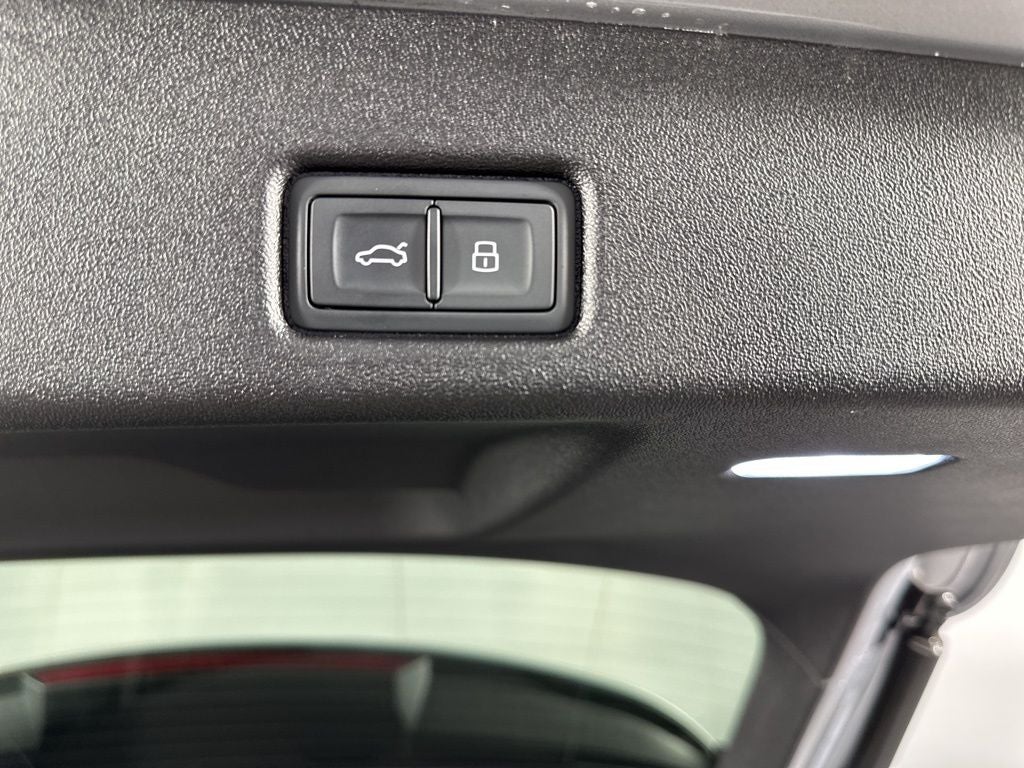 2025 Audi Q5 2.0T Premium quattro
