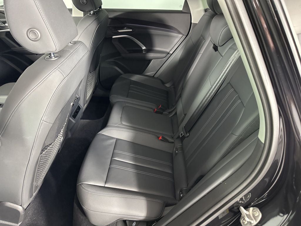 2025 Audi Q5 2.0T Premium quattro