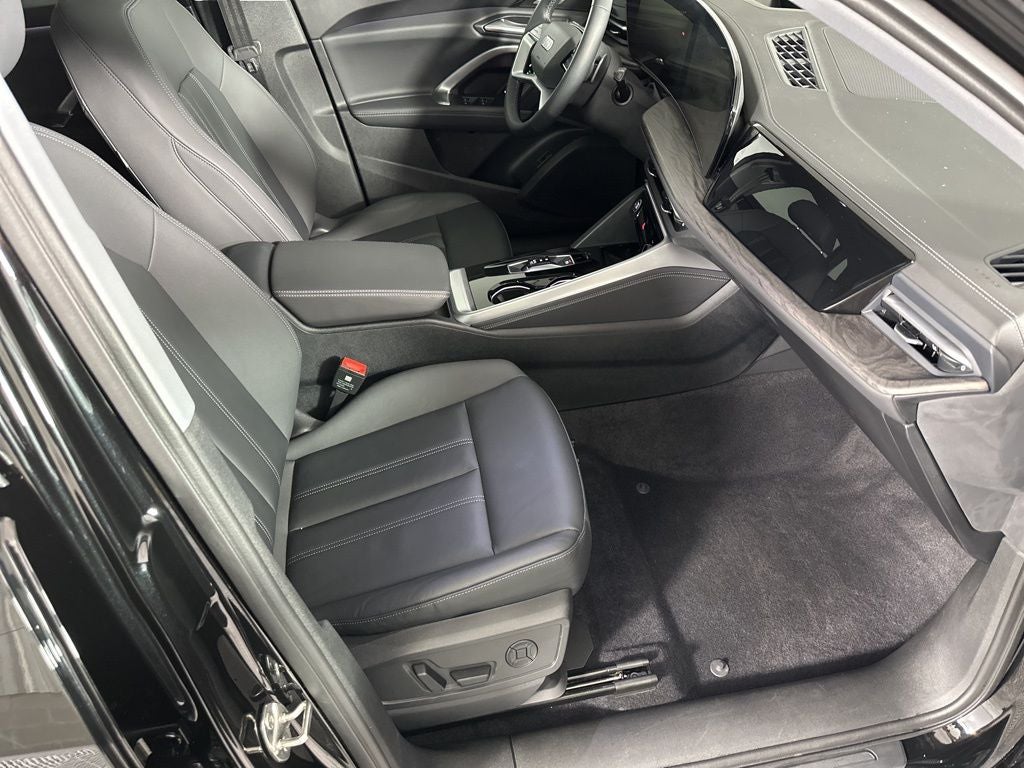 2025 Audi Q5 2.0T Premium Plus quattro