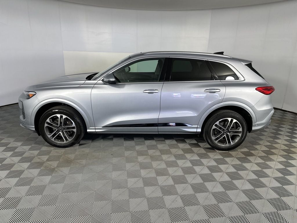 2025 Audi Q5 2.0T Premium Plus quattro