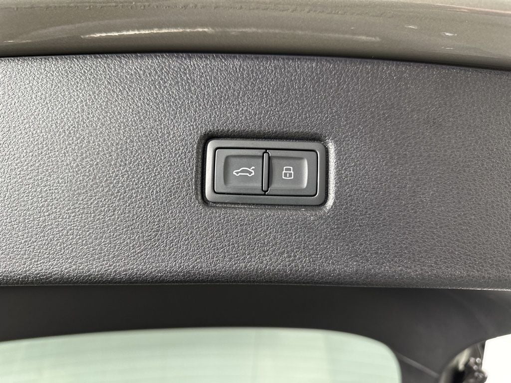 2023 Audi SQ5 Sportback Prestige quattro