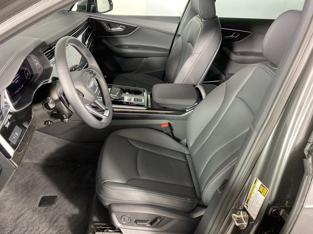 2025 Audi Q7 45 Premium quattro