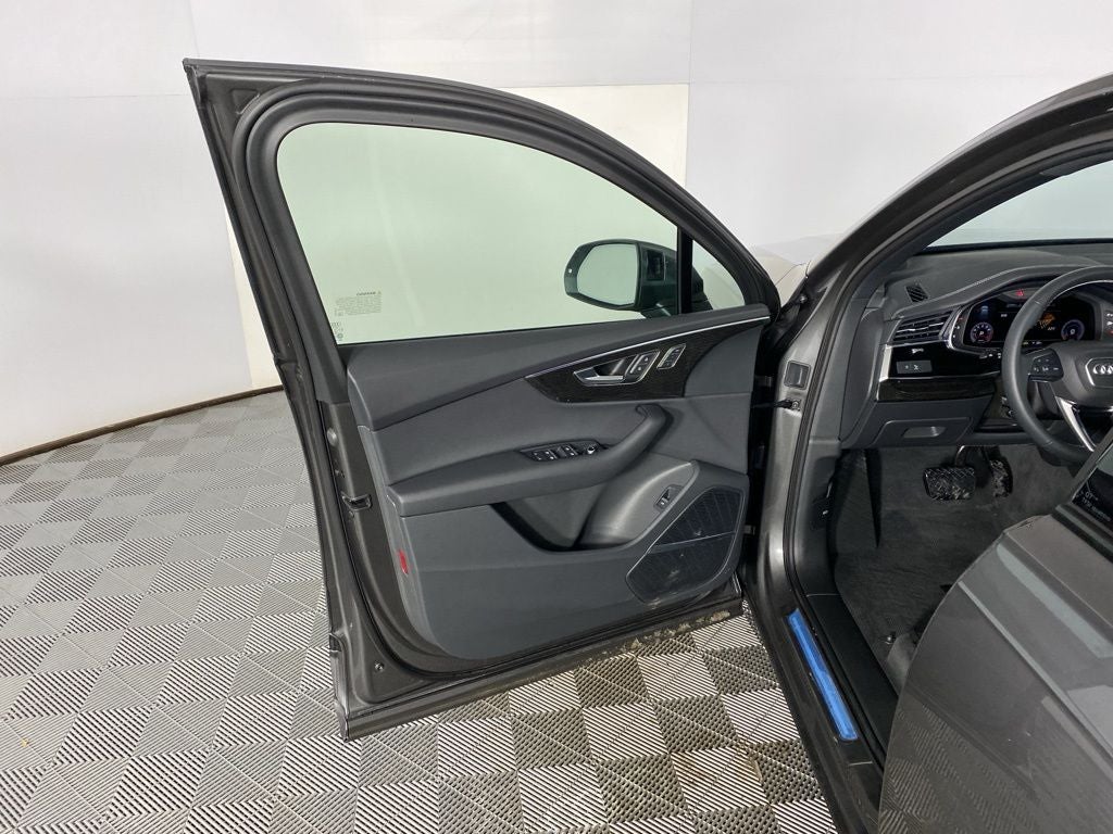 2025 Audi Q7 45 Premium quattro