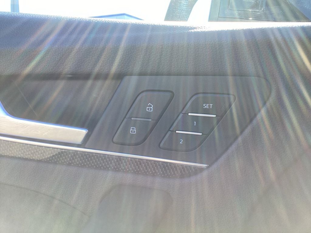 2023 Audi SQ5 Premium Plus quattro