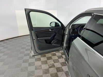2023 Audi Q5 45 S line Premium Plus quattro