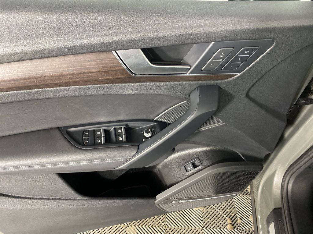 2023 Audi Q5 45 S line Premium Plus quattro