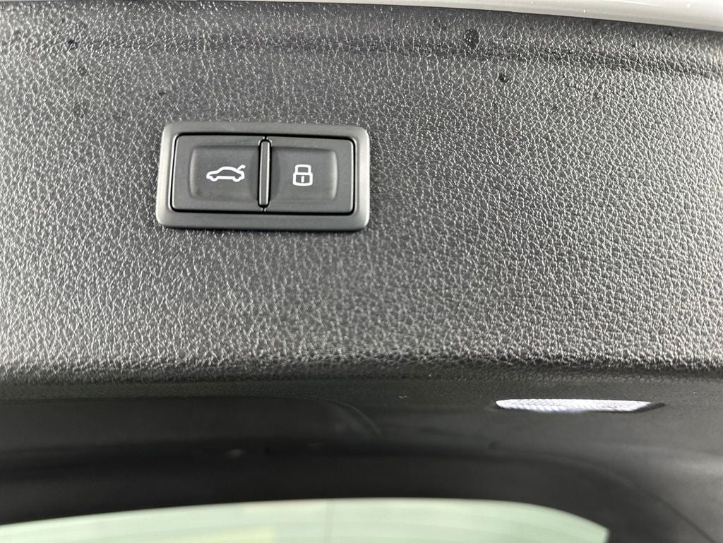 2023 Audi Q5 45 S line Premium Plus quattro