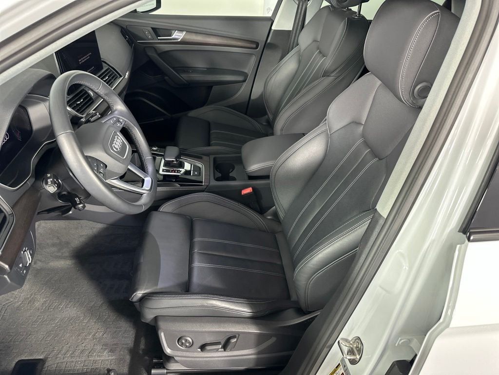 2023 Audi Q5 45 S line Premium Plus quattro