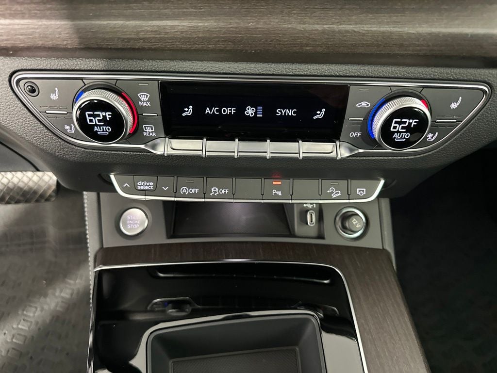 2023 Audi Q5 45 S line Premium Plus quattro