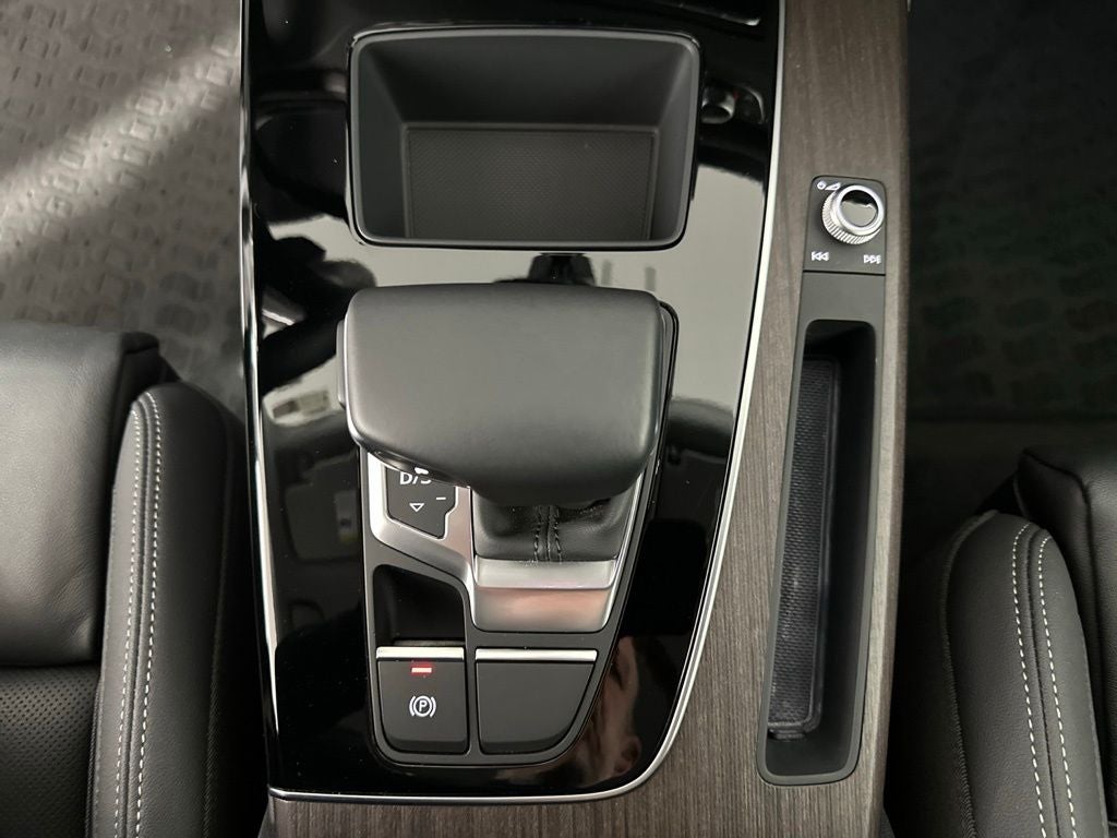 2023 Audi Q5 45 S line Premium Plus quattro