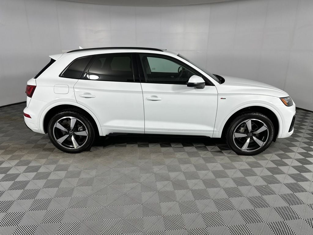 2023 Audi Q5 45 S line Premium Plus quattro
