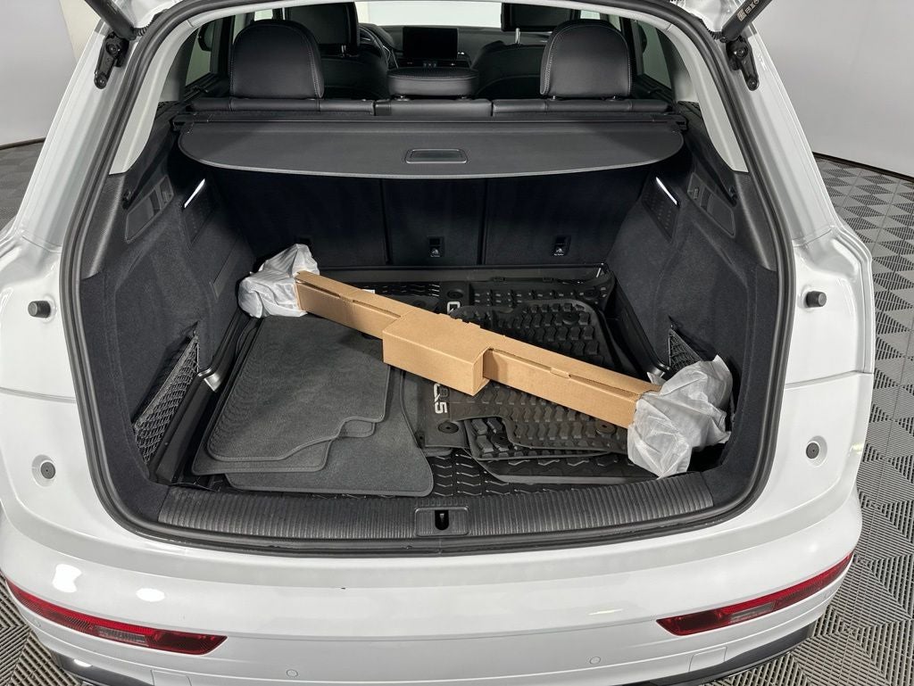 2023 Audi Q5 45 S line Premium Plus quattro