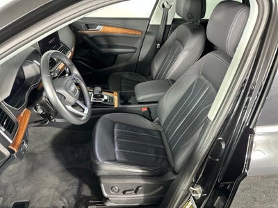 2023 Audi Q5 45 S line Premium quattro