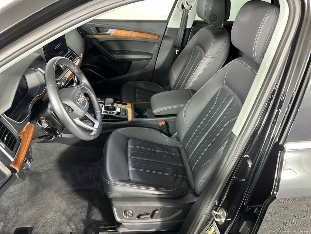 2023 Audi Q5 45 S line Premium quattro