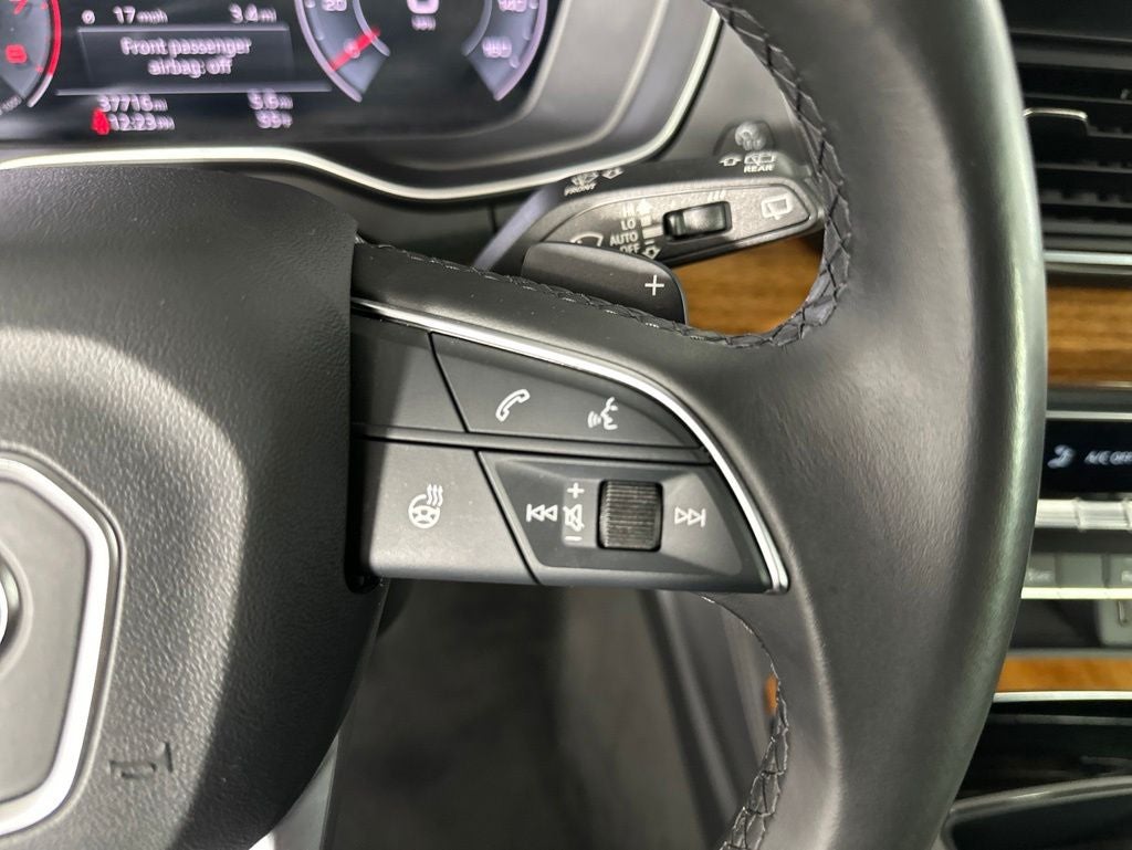 2023 Audi Q5 45 S line Premium quattro