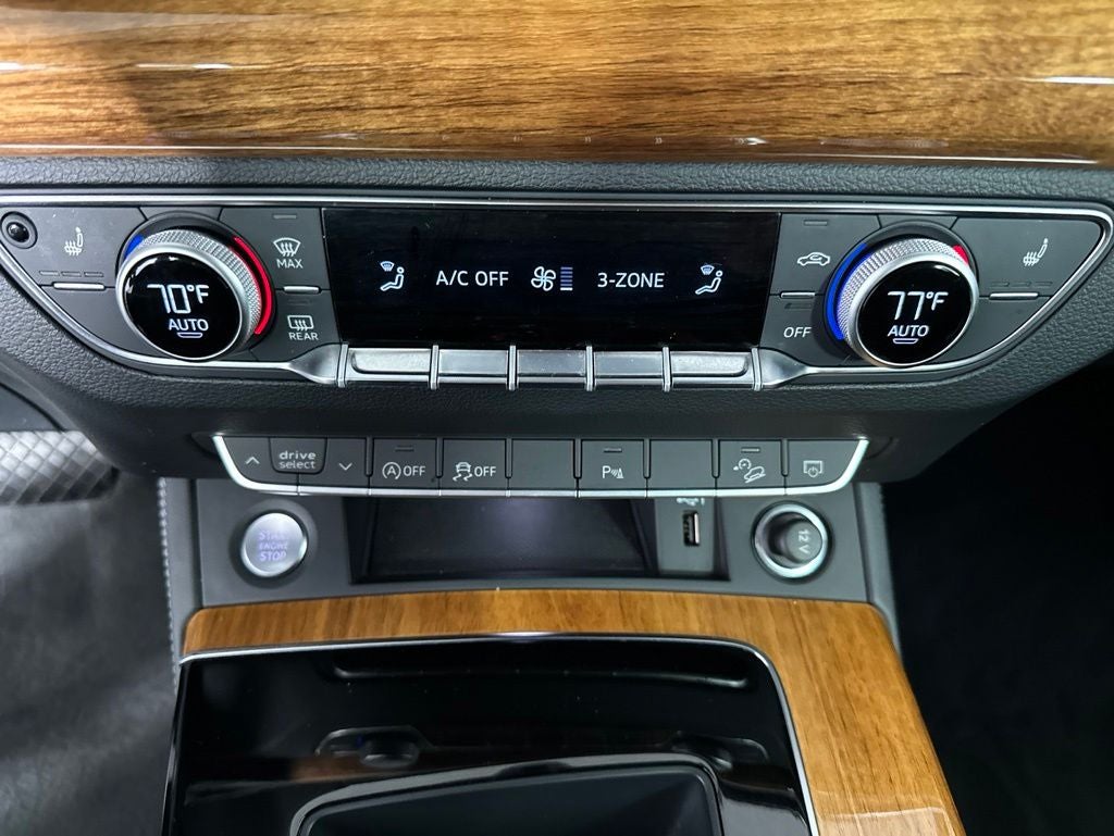 2023 Audi Q5 45 S line Premium quattro
