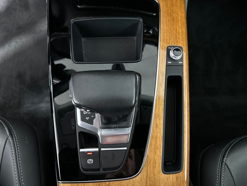 2023 Audi Q5 45 S line Premium quattro
