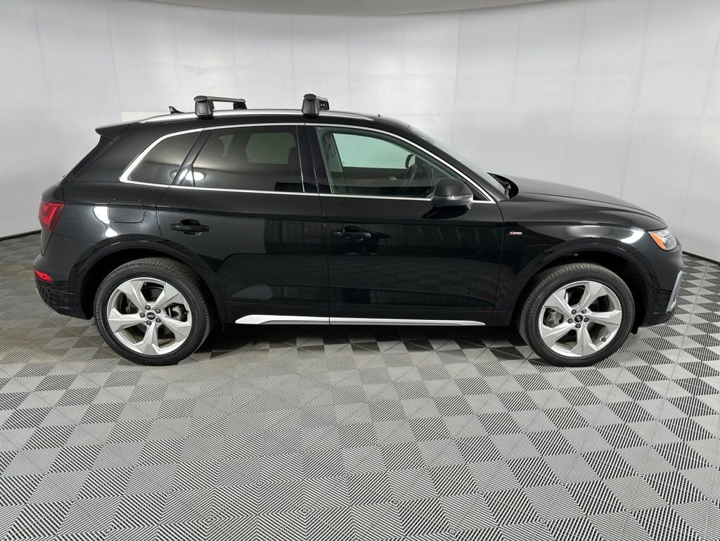 2023 Audi Q5 45 S line Premium quattro