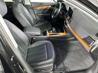 2023 Audi Q5 45 S line Premium quattro
