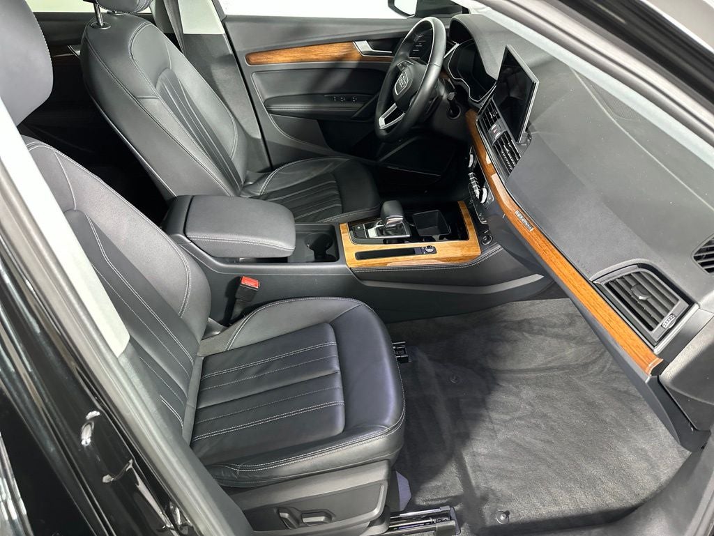2023 Audi Q5 45 S line Premium quattro