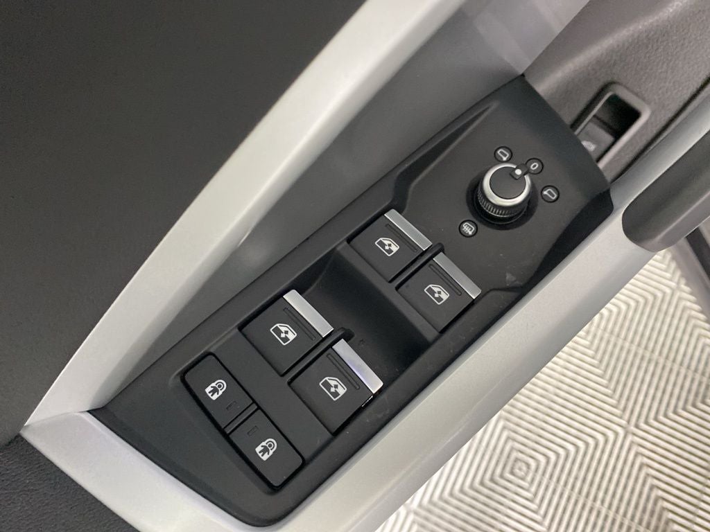 2020 Audi Q3 Premium Plus S line quattro