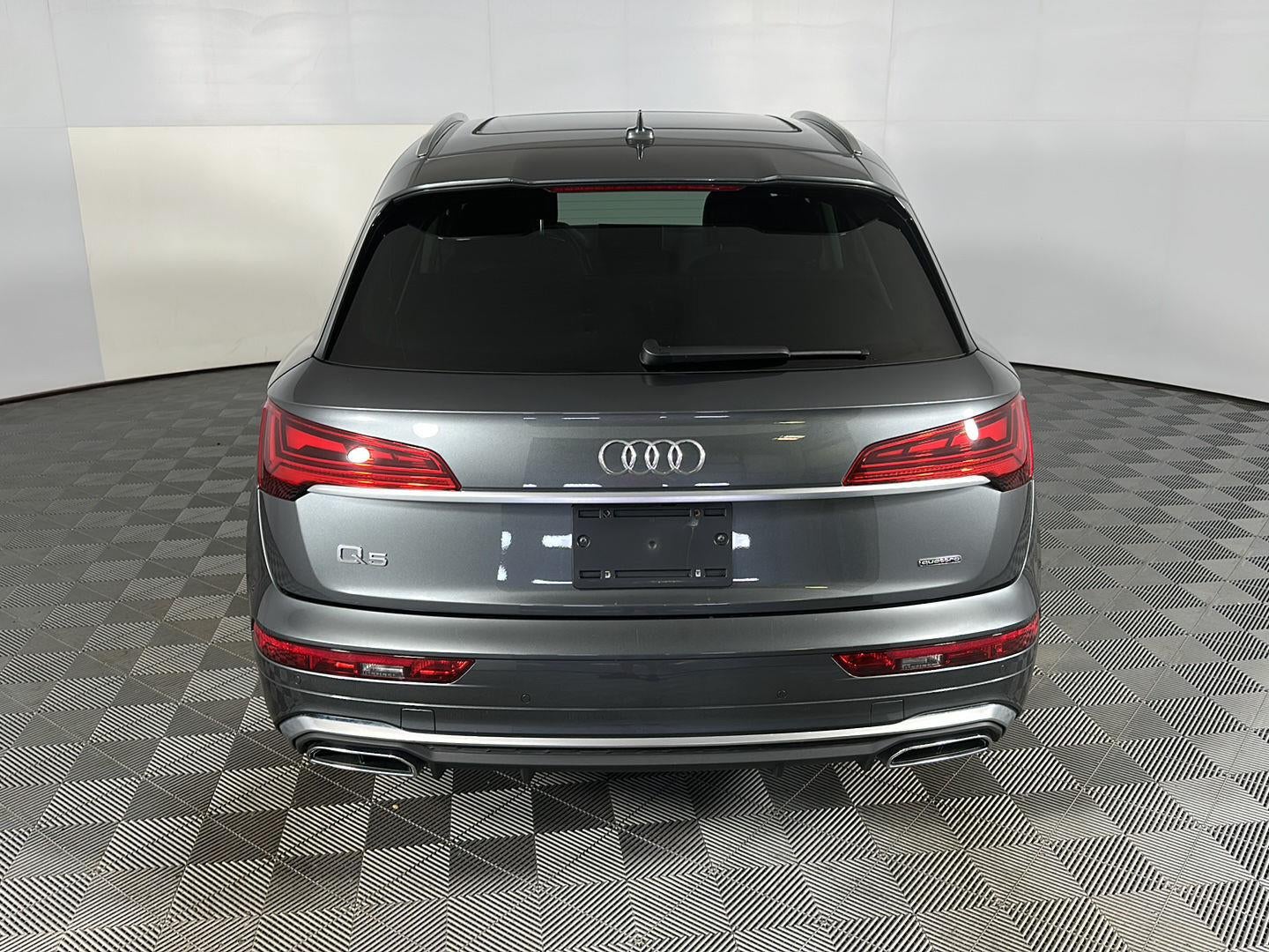 2023 Audi Q5 S line Premium