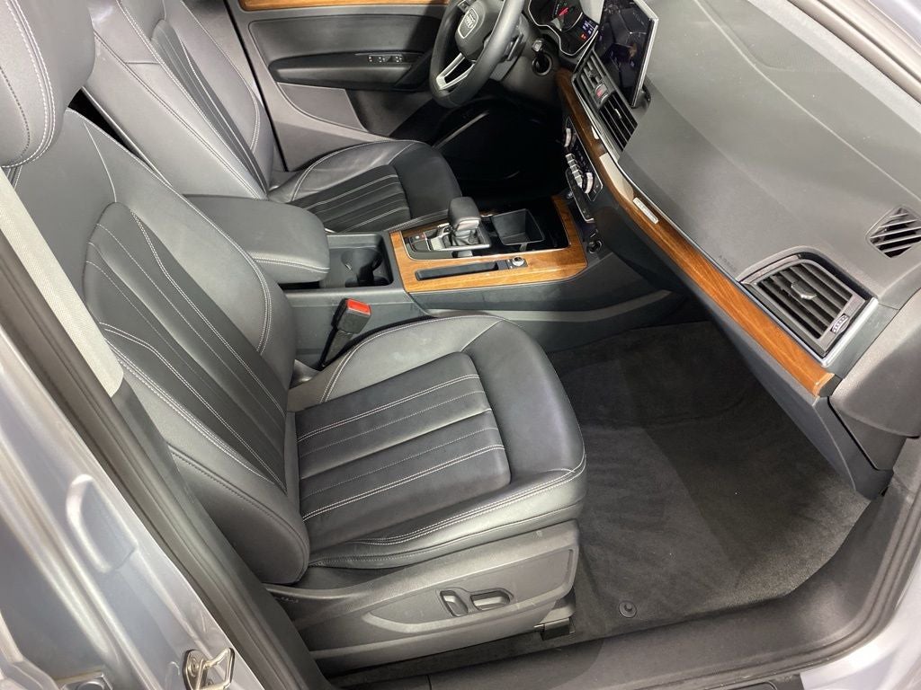 2023 Audi Q5 45 S line Premium quattro