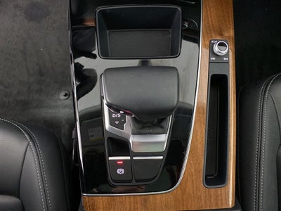 2023 Audi Q5 45 S line Premium quattro