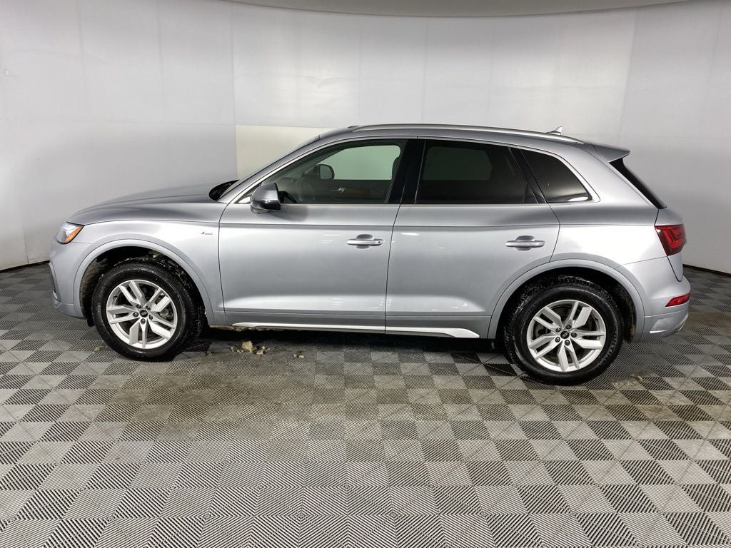 2023 Audi Q5 45 S line Premium quattro