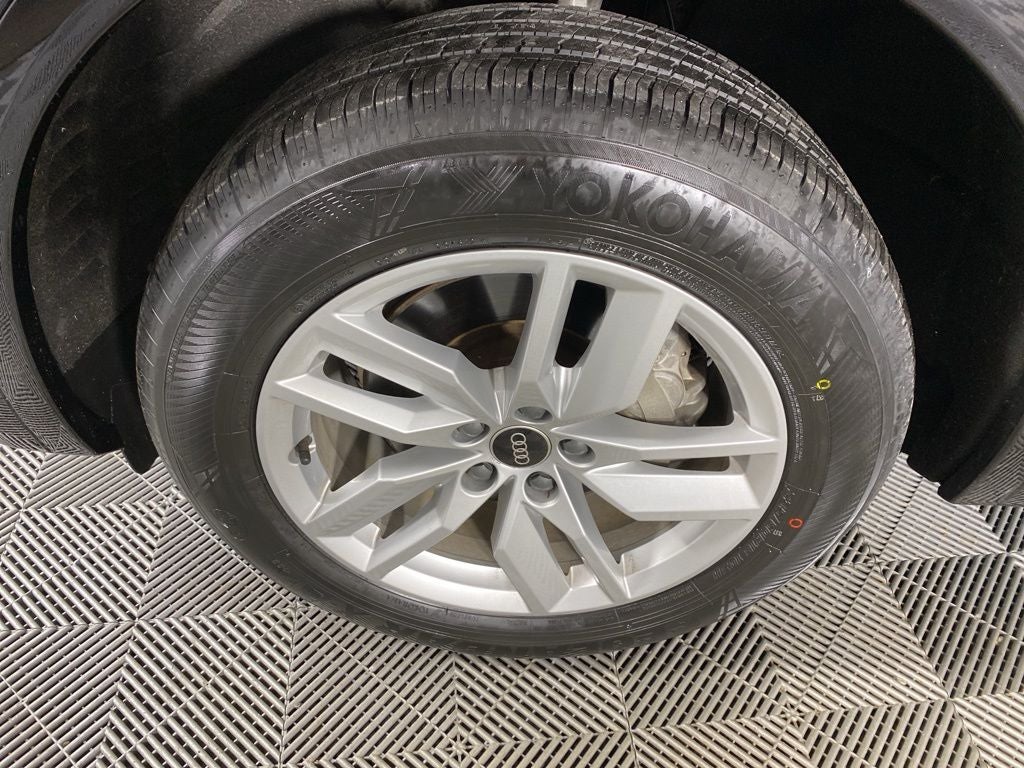 2023 Audi Q5 45 S line Premium quattro