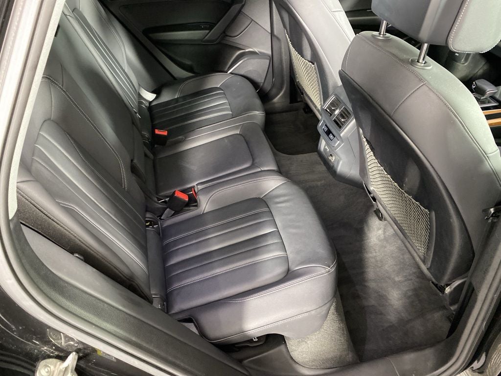 2023 Audi Q5 45 S line Premium quattro