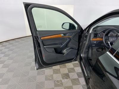 2023 Audi Q5 45 S line Premium quattro