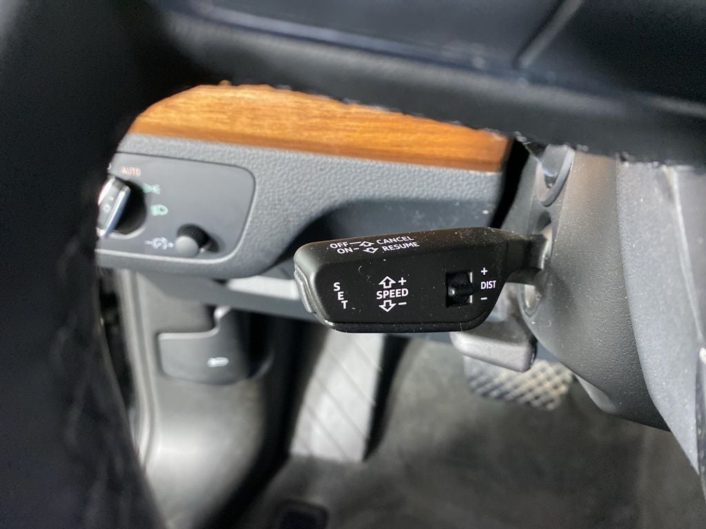 2023 Audi Q5 45 S line Premium quattro