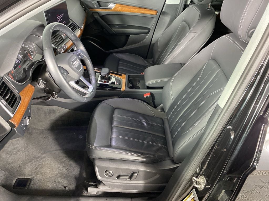 2023 Audi Q5 45 S line Premium quattro