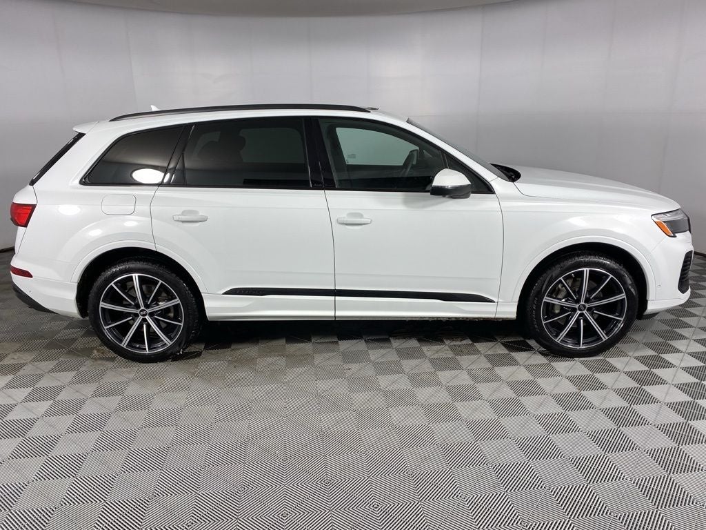 2025 Audi Q7 45 Premium Plus quattro