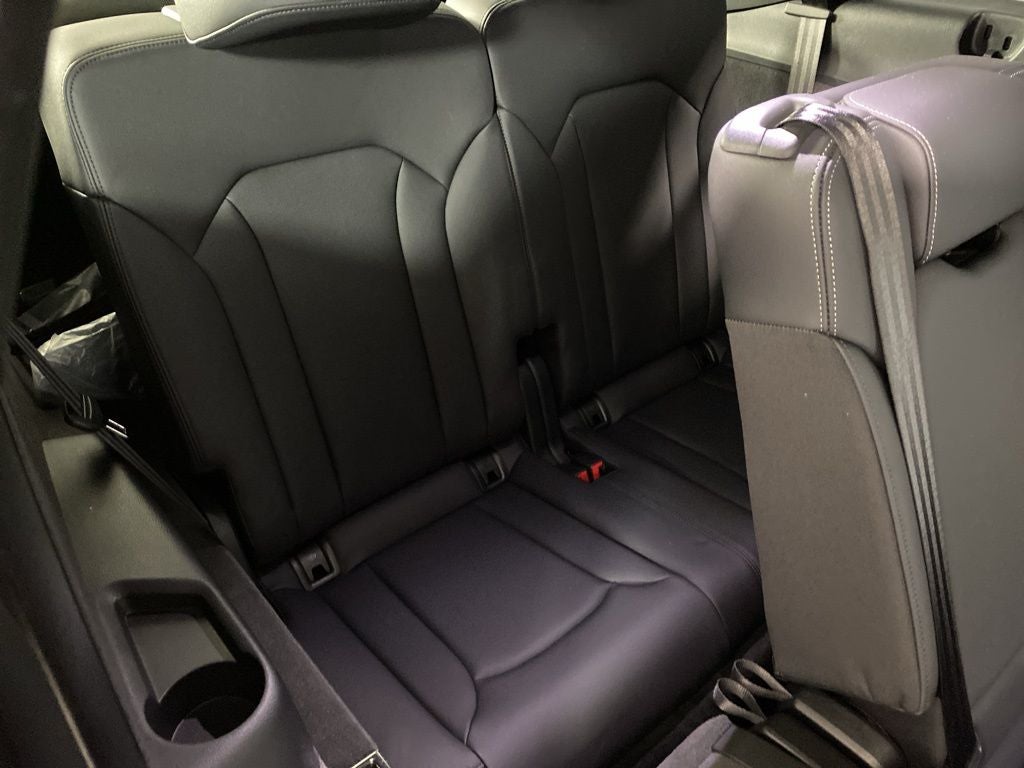 2025 Audi Q7 45 Premium Plus quattro