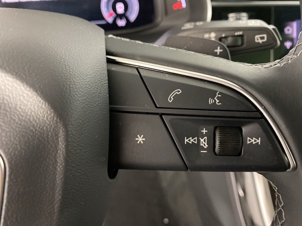 2025 Audi Q7 45 Premium Plus quattro