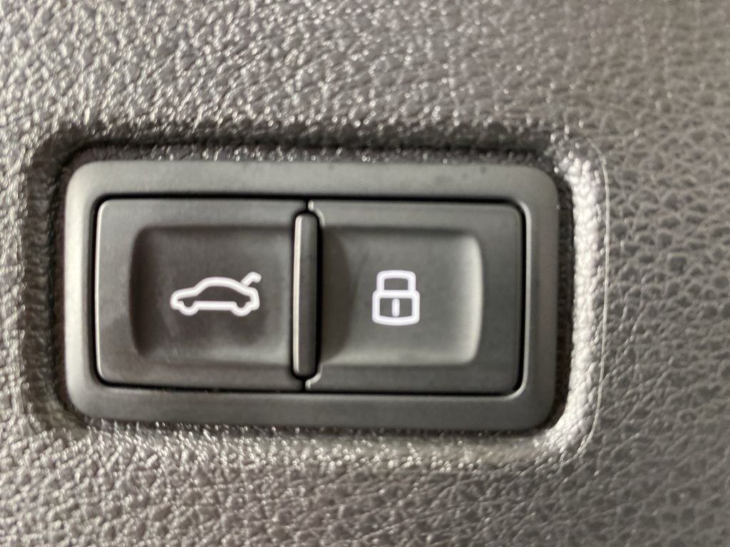 2025 Audi Q7 55 Premium Plus quattro