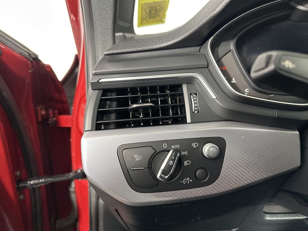 2019 Audi A4 2.0T Prestige quattro