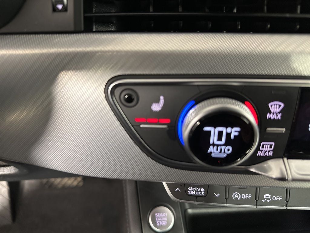 2019 Audi A4 2.0T Prestige quattro