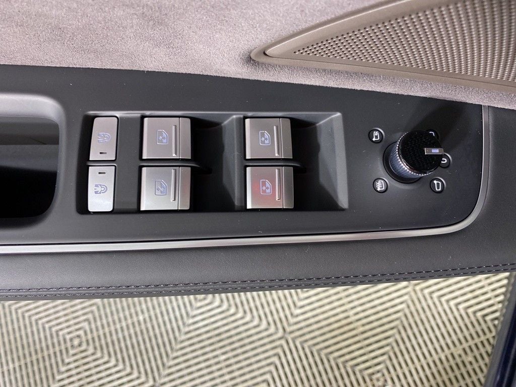 2025 Audi A8 L 55 quattro